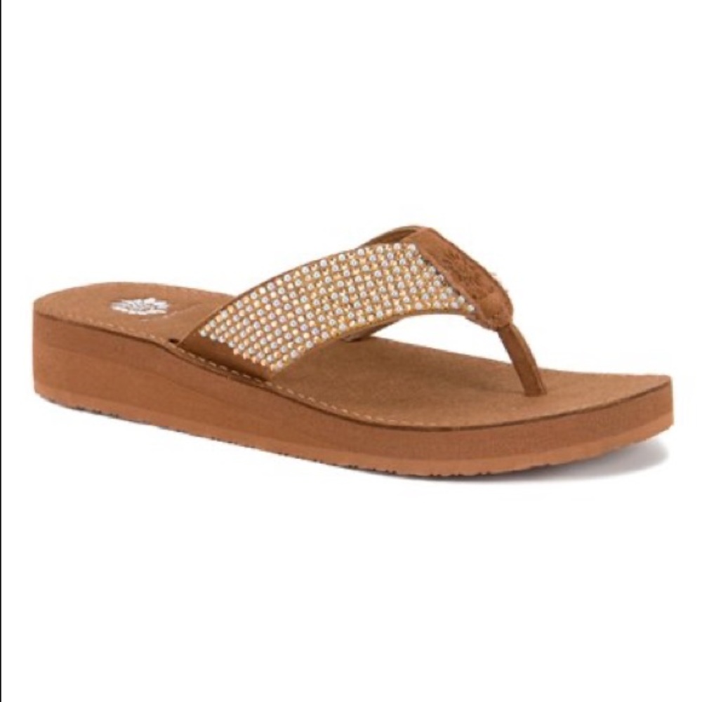 Yellow Box Bronze Flip-Flops - Picture 4 of 5